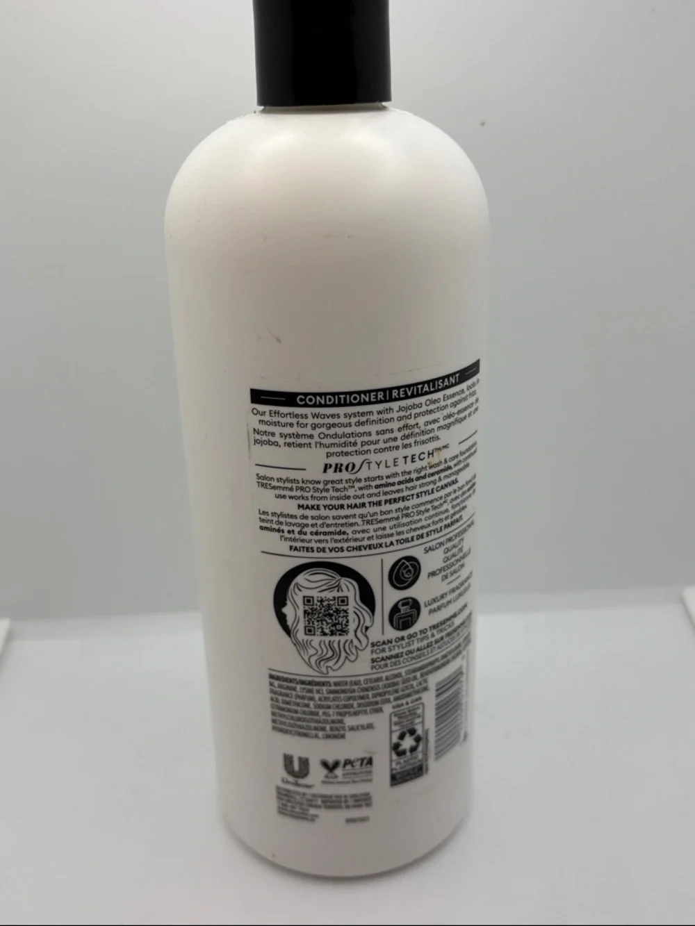 Tresemme Effortless Waves Conditioner Jojoba Oloe Essence 28 US FL oz new